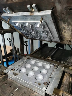 Υγρή σιλικόνη Injection Molding LSR Plastic CNC EDM Πολλαπλή κοιλότητα